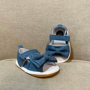 Baby shoes